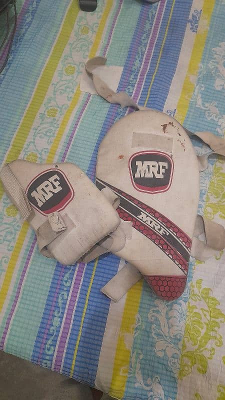 Hard ball cricket full kit 2 month use very good condition 5