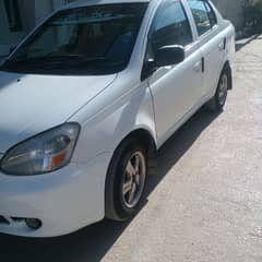 Toyota Platz 2005