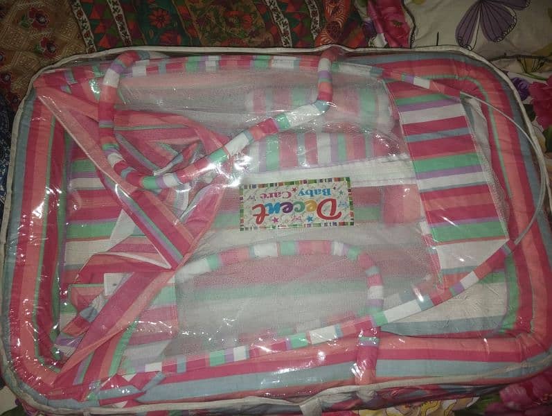 baby bed with net conopy 1