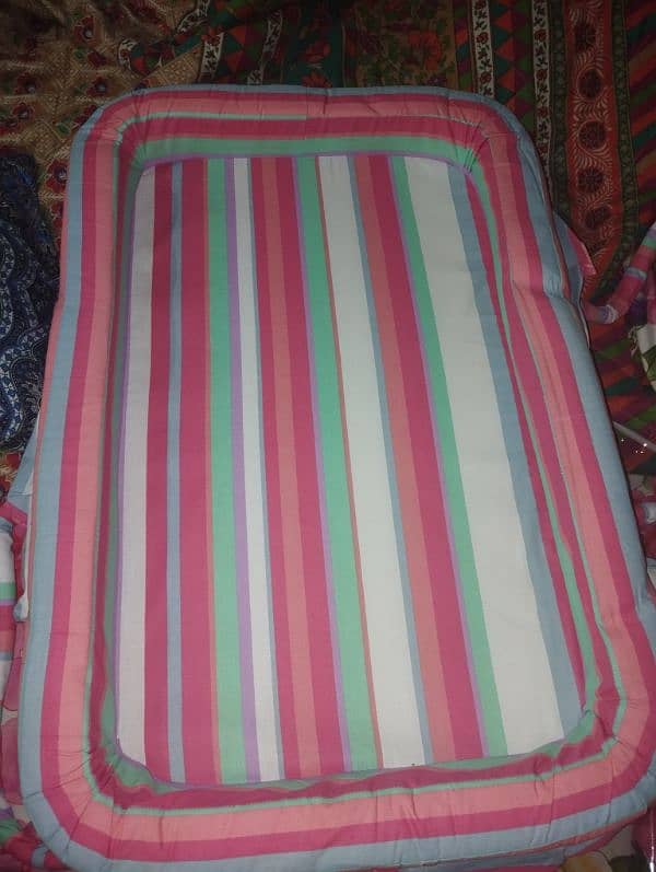 baby bed with net conopy 2