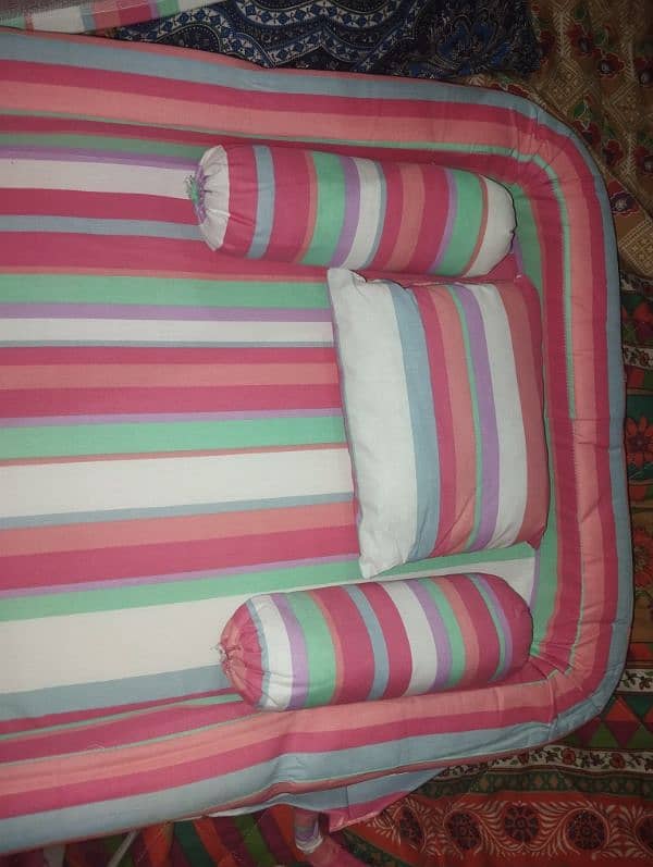 baby bed with net conopy 3