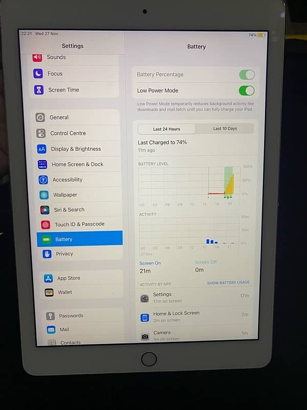 Silver colour ipad Air 2 1