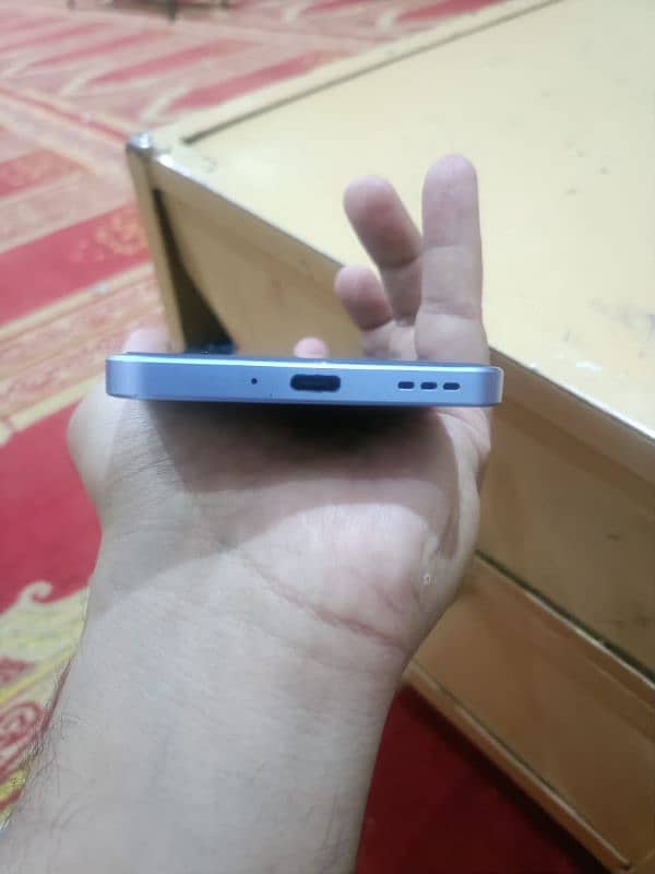 Oppo Reno 11f 5g Fresh condition 3