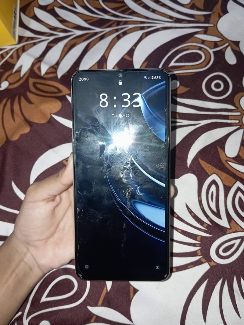 realme c53 6/128 12