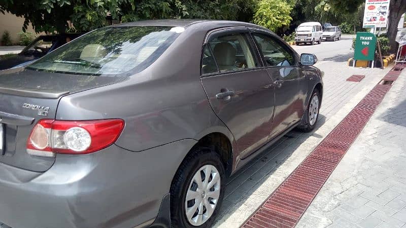 Toyota Corolla GLI 2013 7