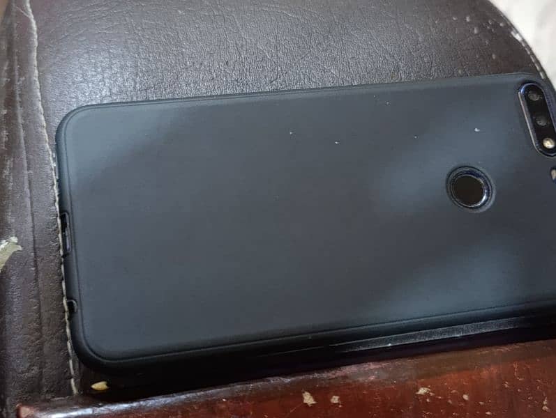 hi all I Wana Sale my Huawei Y7 Prime (2018). . 4