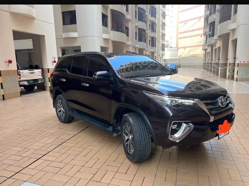 Toyota Fortuner V 2018 2