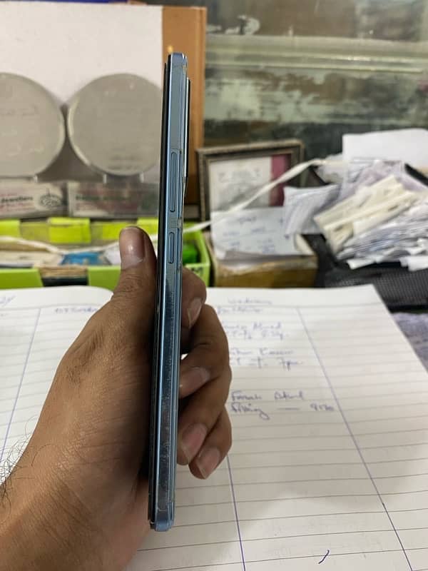 vivo v23e 8/256 10/10 condition 3