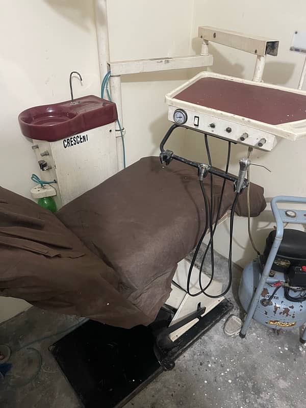 Dental Unit ( Fully working ) 1