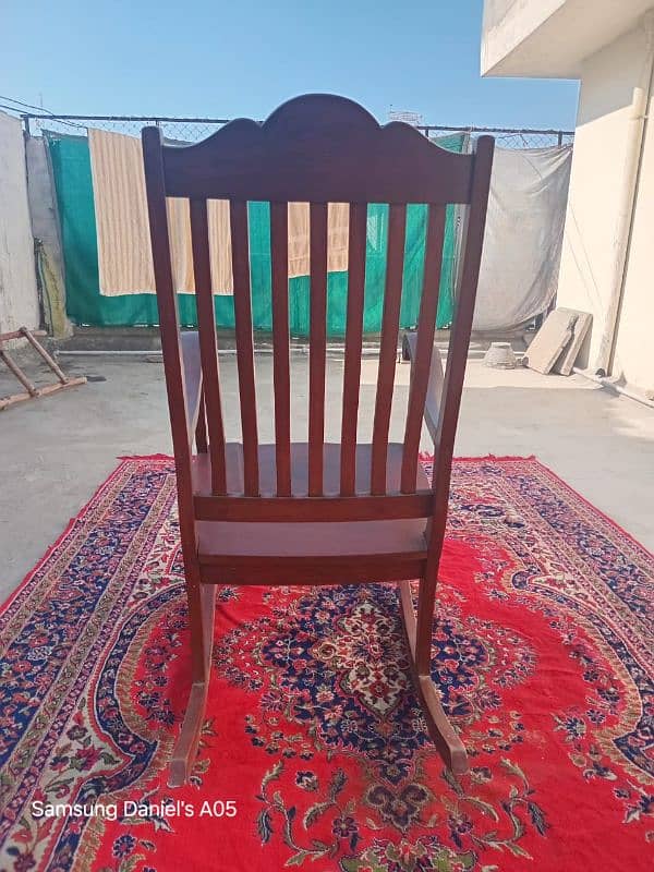 Rocking chair for sale/Recliner/Rocking Chair/Wooden chair 1