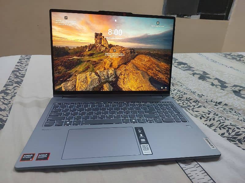 Yoga 7 (16" AMD) 2-in-1 Laptop 7