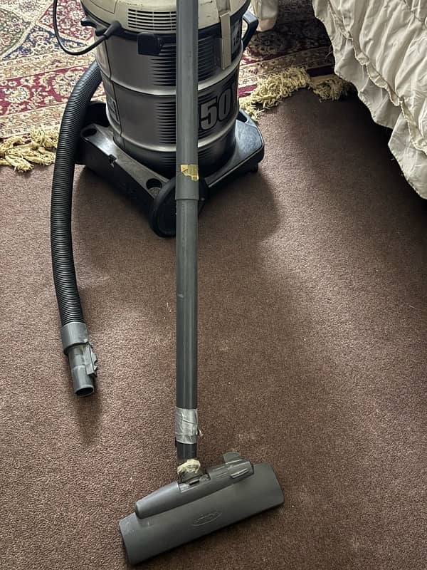 vacuum cleaner hitachi japan good condition and good work 2