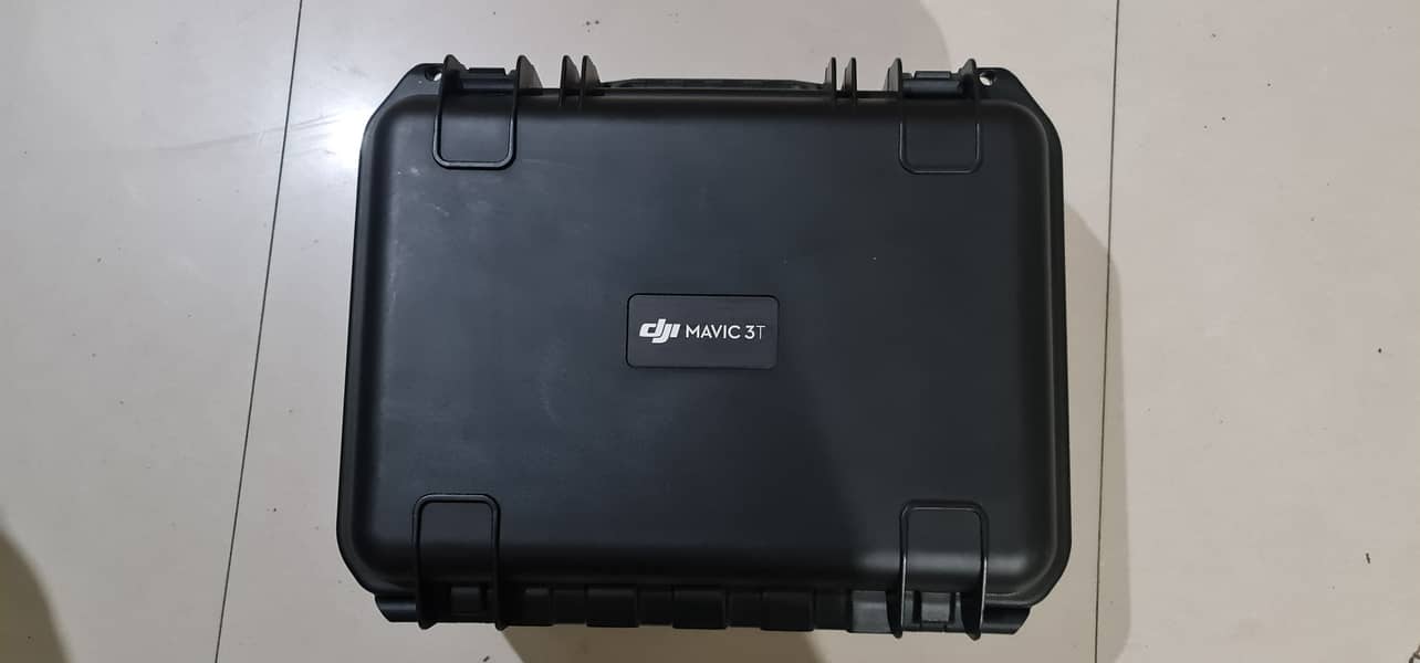 Nearly New DJI Mavic- Under Warranty 1