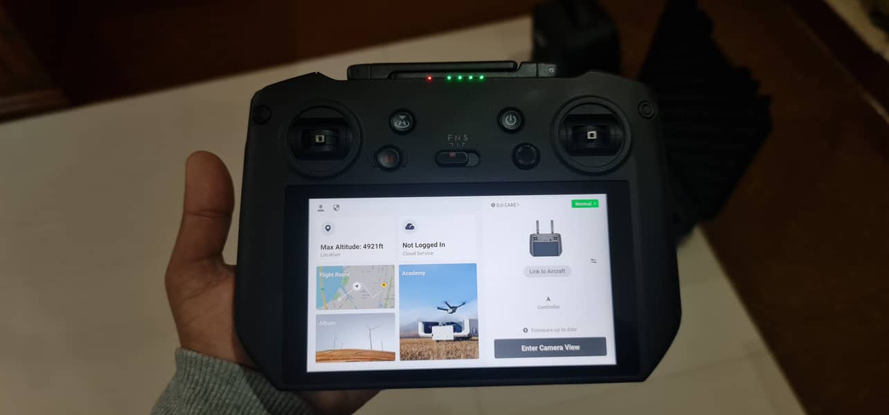 Nearly New DJI Mavic- Under Warranty 3