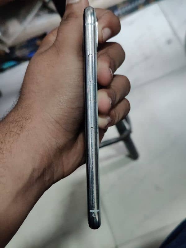 iPhone x 256gb pta 4