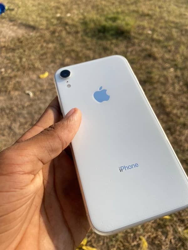 iPhone XR 64gb 0