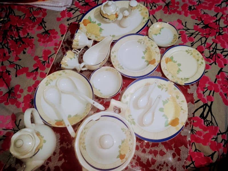 dinner set 0