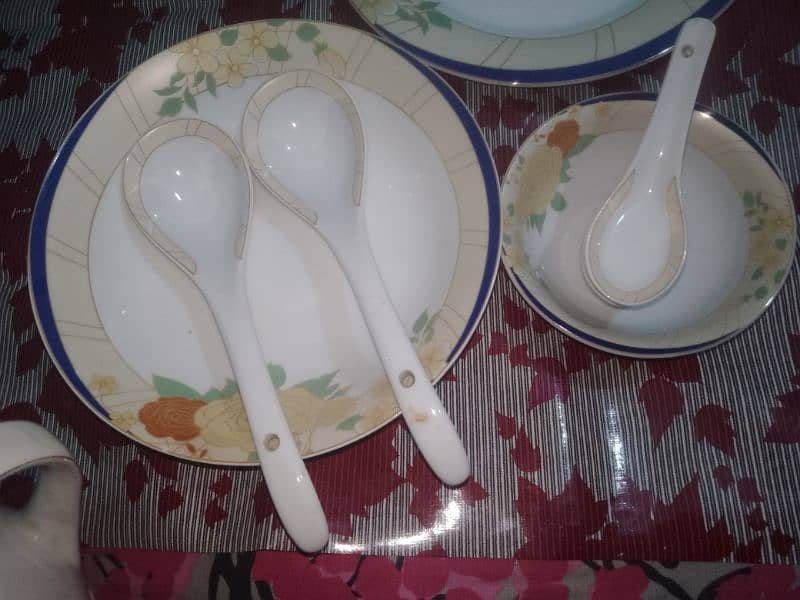 dinner set 3