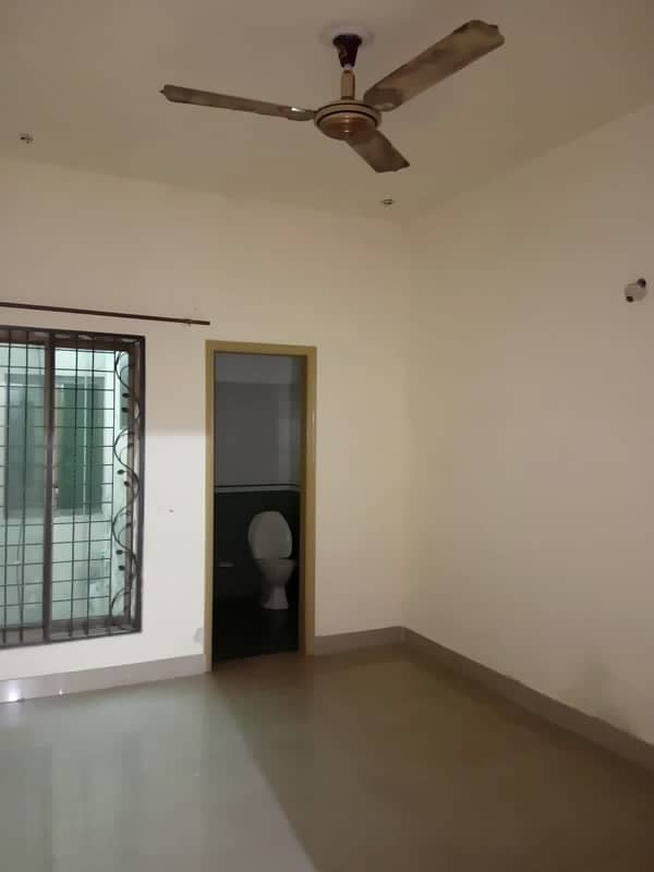 5 Marla Upper Portion Available For Rent In Johar Town R-1 Block 6