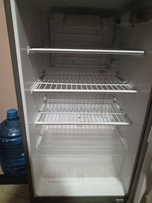 small size fridge for sale 3