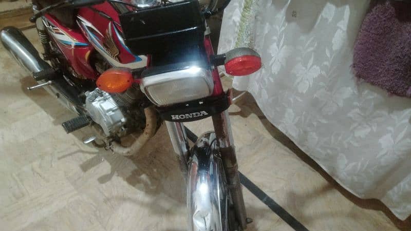 Honda CG 125 2015 1