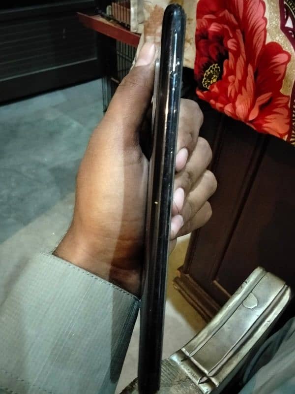 redmi note 10 with box and original charger (exchange possible) 4