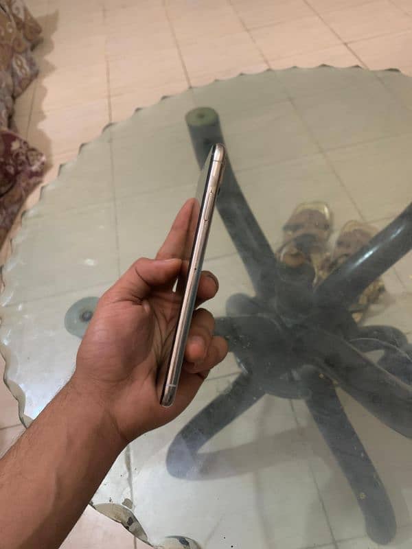 I phone xs max pta approved 5