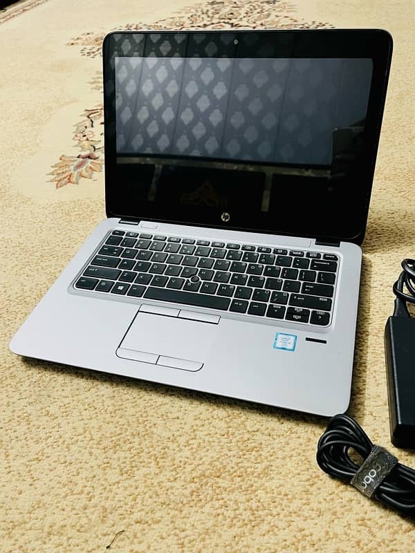 Hp Elitebook 840 G3 i5 6-Gen (Touchscreen) 0