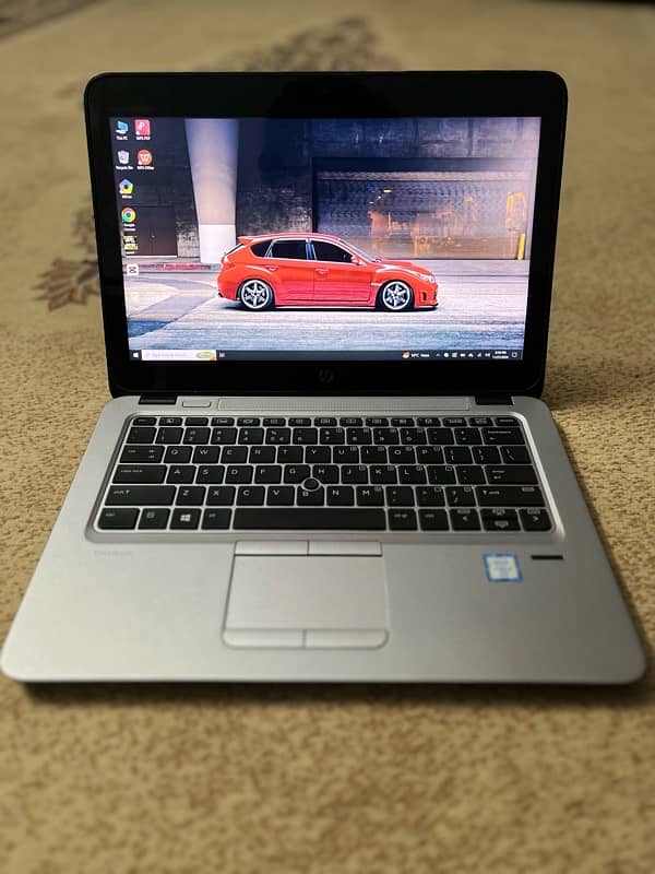 Hp Elitebook 840 G3 i5 6-Gen (Touchscreen) 3