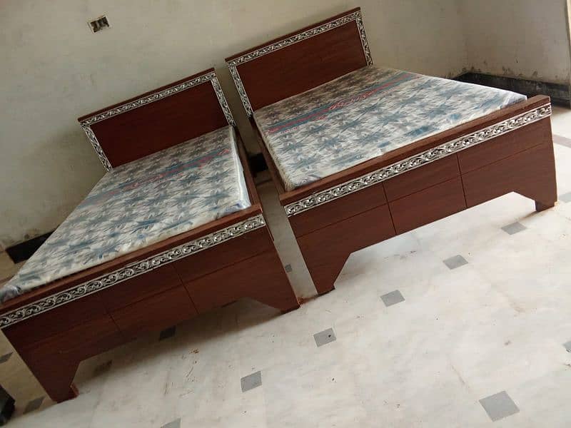 single beds 4