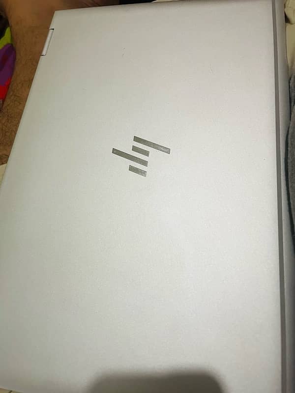 HP EliteBook x360 1040 G5 i7 8 geration 10