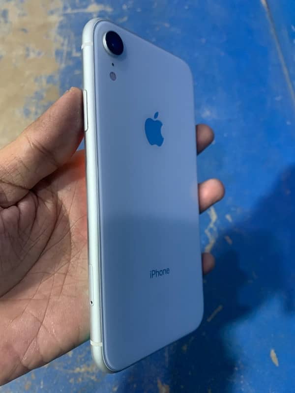 iphone XR 64gb jv 0