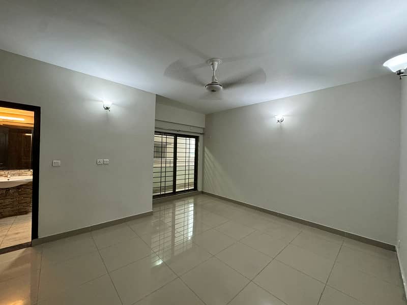 Brand New 10 Marla Apartment 2nd Floor With Gas Is Available For Sale In Askari 10 4