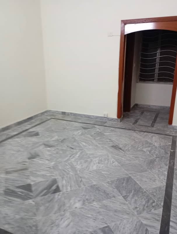 2bed flate for rent in pwd near alnoor chemist 4