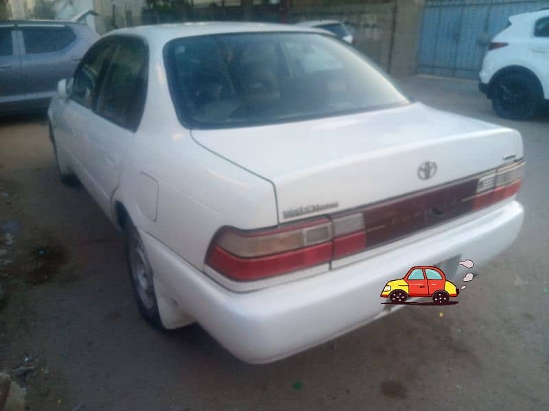 Toyota Corolla XE 2000 1