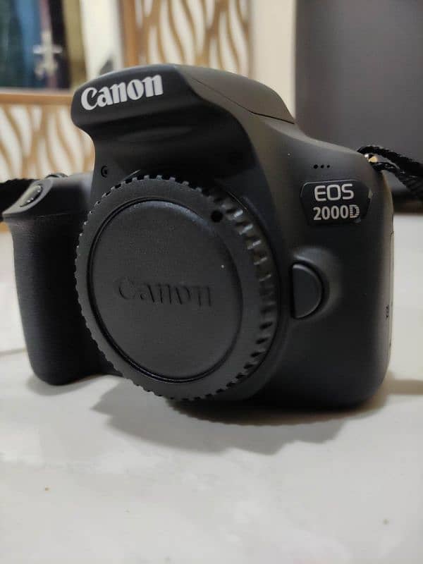 Canon 2000D 3