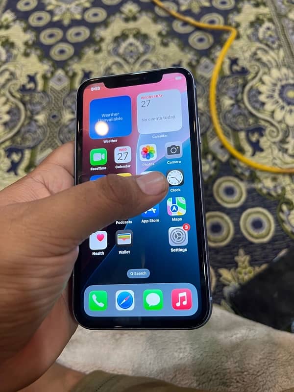 iphone xr 64 gb all ok 10/10 urgent sale 6