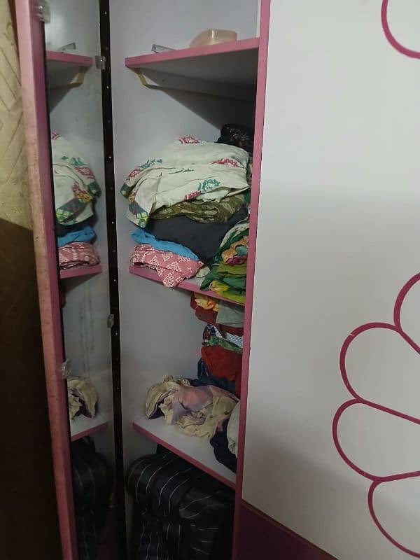 Bed with wardrobe 5