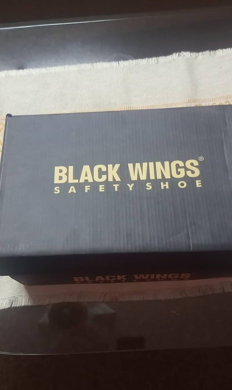 Black Wing Safety Shoes 1