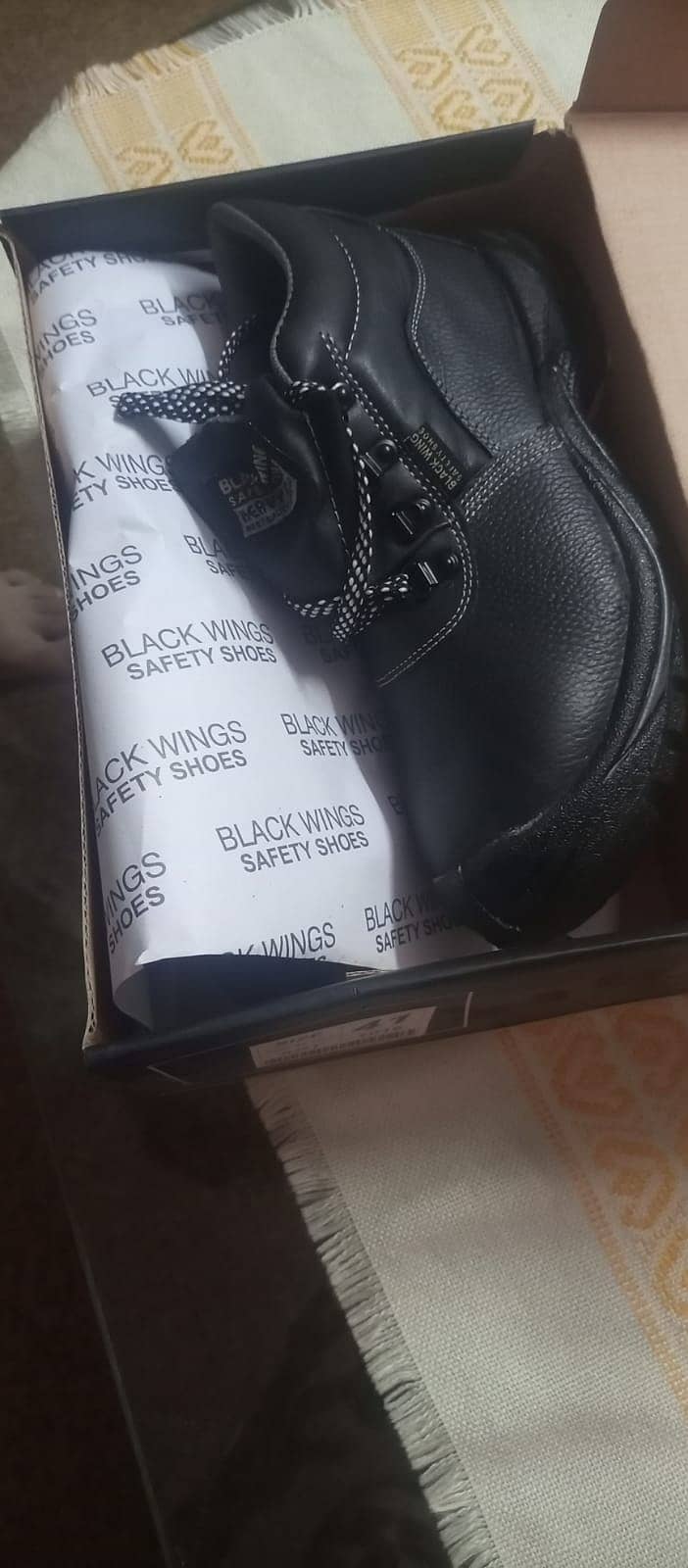 Black Wing Safety Shoes 3