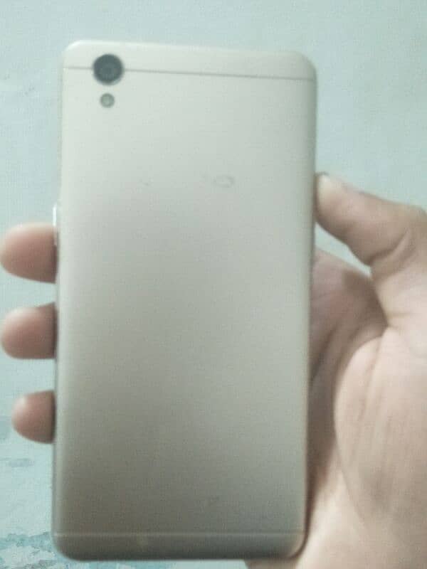 OPPO a37 1