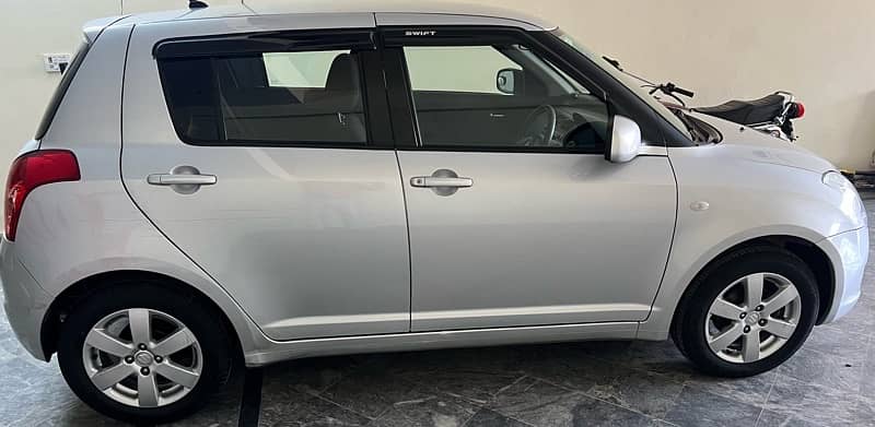 Suzuki Swift 2019 15