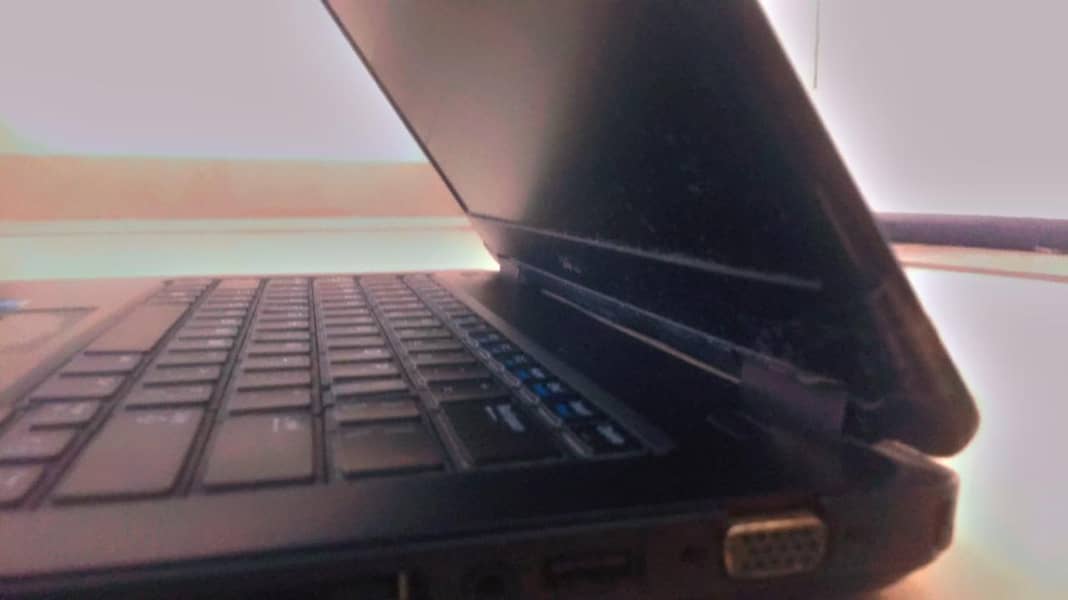 Dell latitude E5440 window 10 2