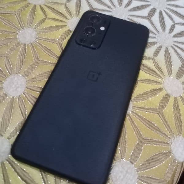 One Plus 9 Pro 5G 3