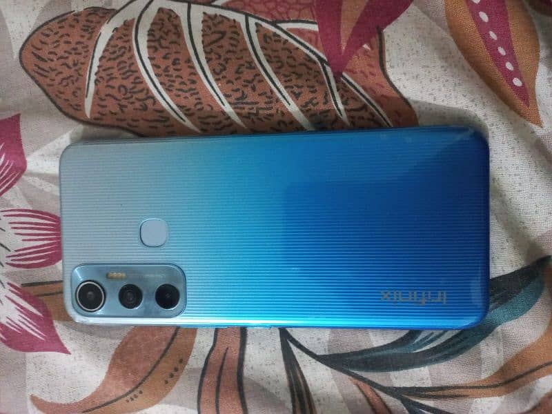 Infinix hot 11 4/128 PTA APPROVED 1