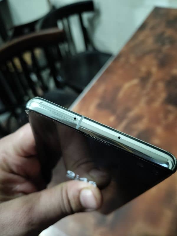 Samsung S10 Plus 10 by 10 condition Wi-Fi not working 7