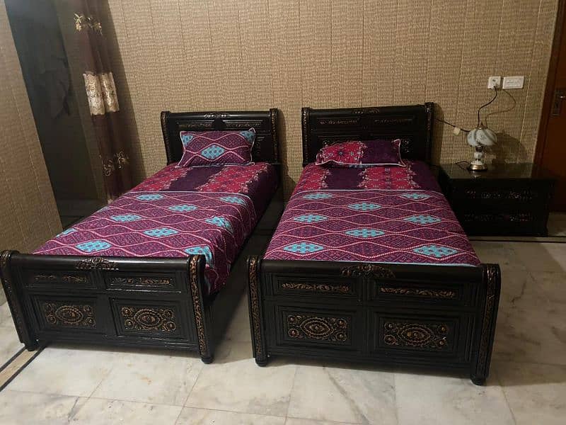 without matress pure black sheesham chinioti urgent sale 03204348013 0