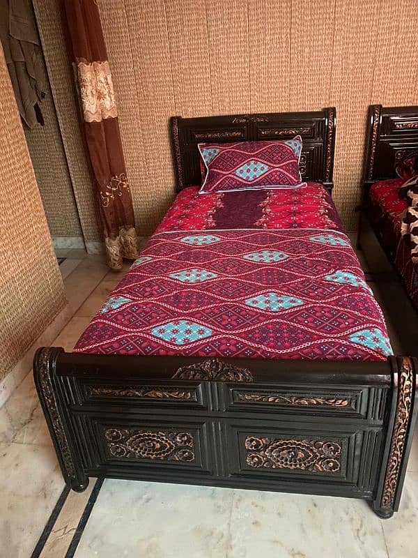 without matress pure black sheesham chinioti urgent sale 03204348013 2