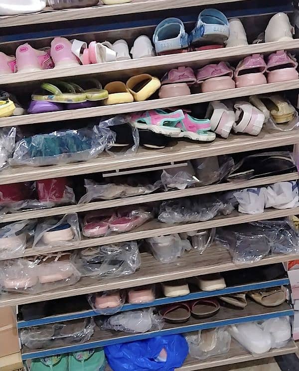 shoe rack 0