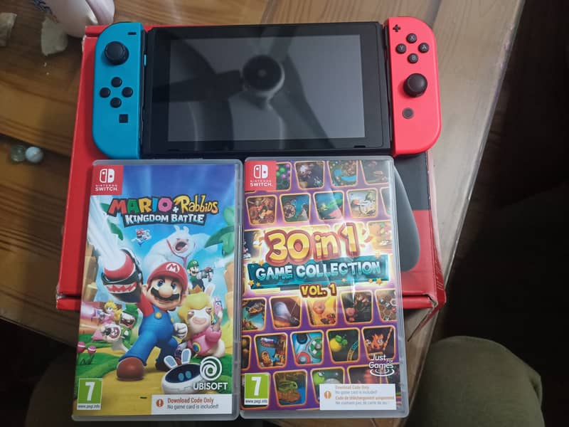 Nintendo Console version 2 with installed games 3